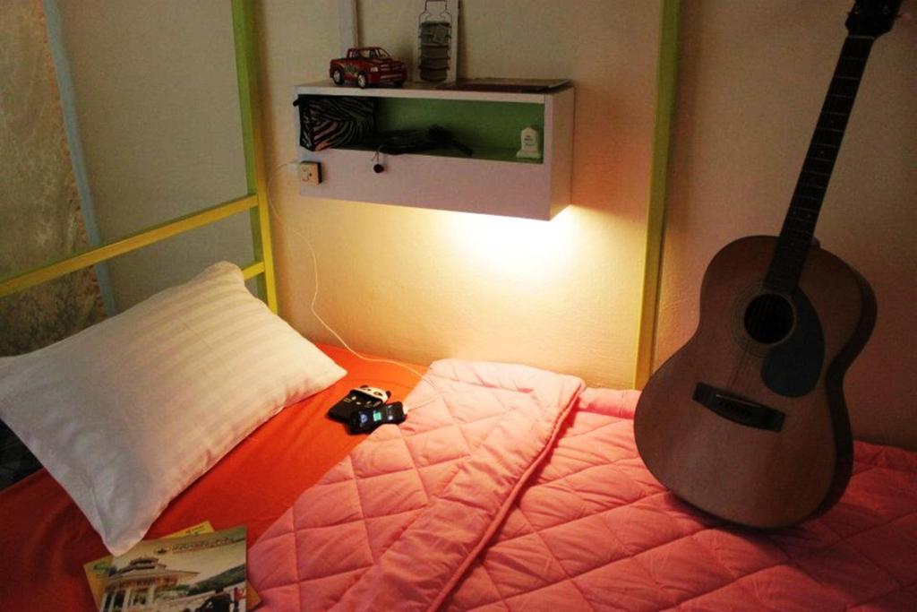 Tid Tarad Hostel Huahin Szoba fotó